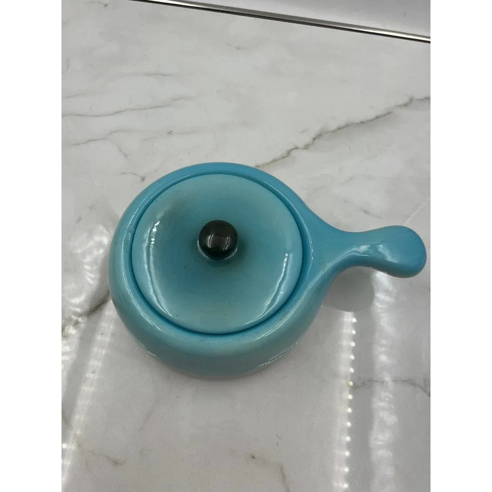 Vintage Hull USA Pottery Blue Ombre Oven Proof Casserole Dish with Lid 28-8